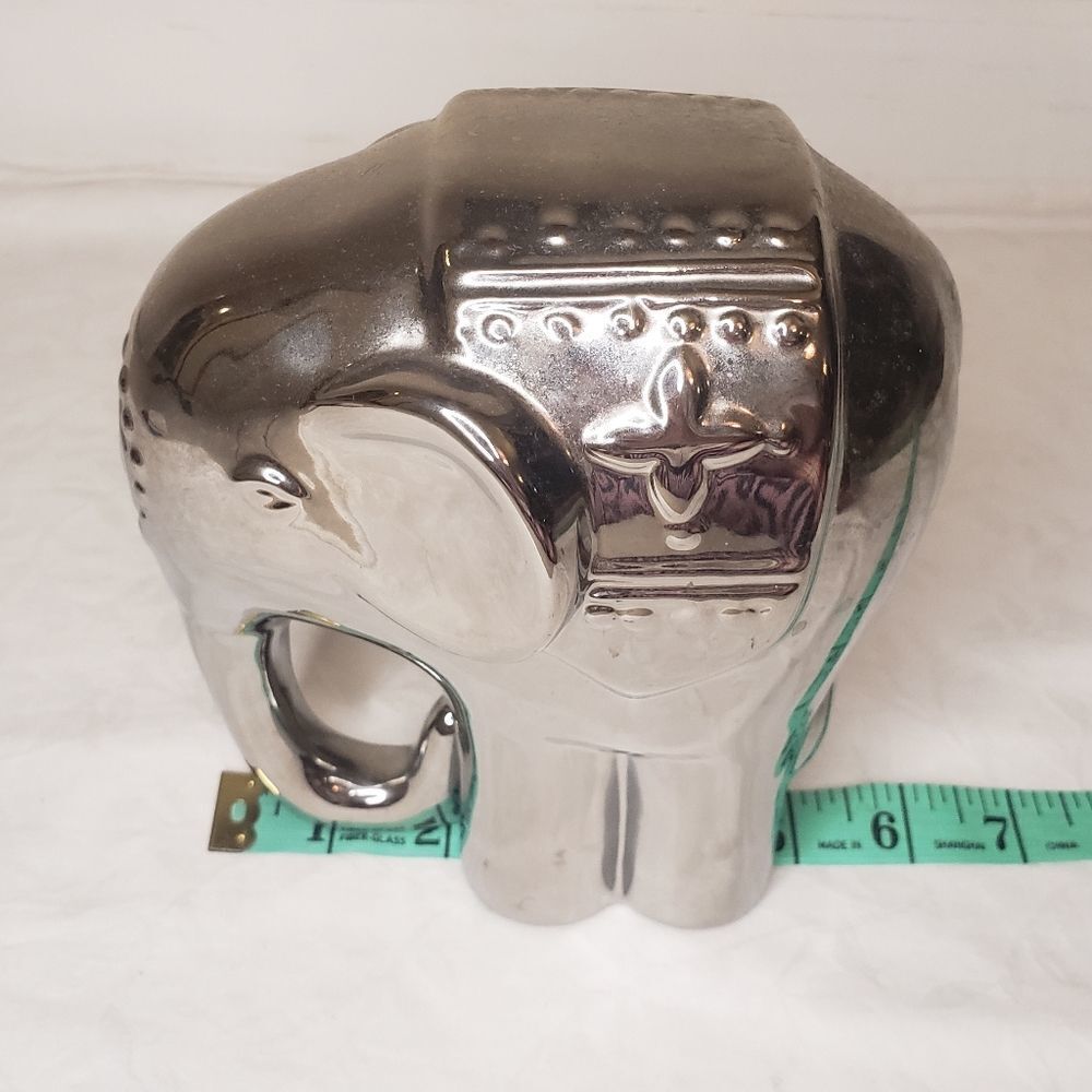 Metallic Silver Ceramic Elephant Decor - Picture 4 of 4